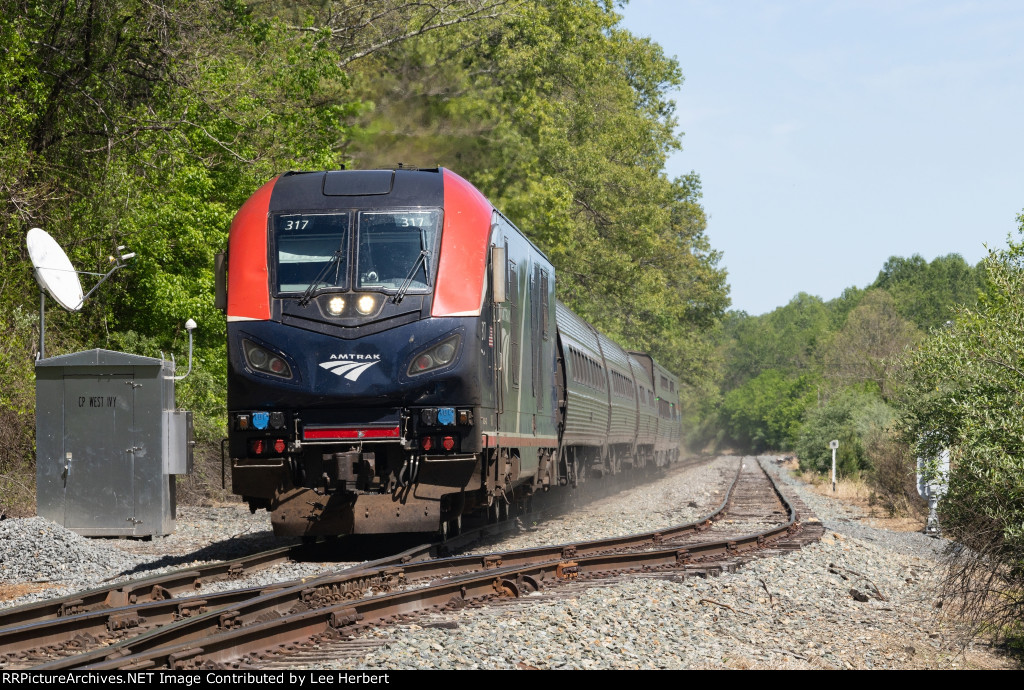 AMTK 317 on the Cardinal